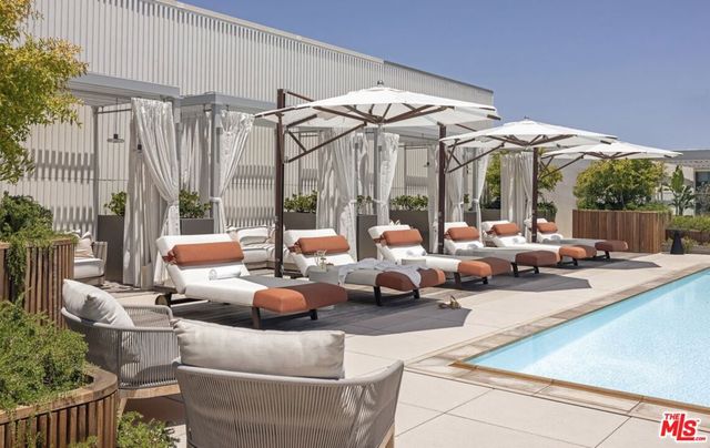 9200 Wilshire Blvd 404E, Beverly Hills, CA 90212