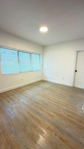 1980 Biarritz Dr C, Miami Beach, FL 33141