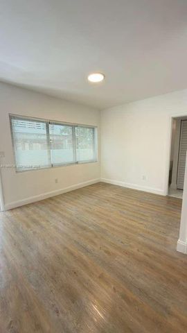 1980 Biarritz Dr C, Miami Beach, FL 33141