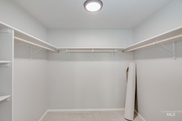 5213 Malachite St, Caldwell, ID 83605