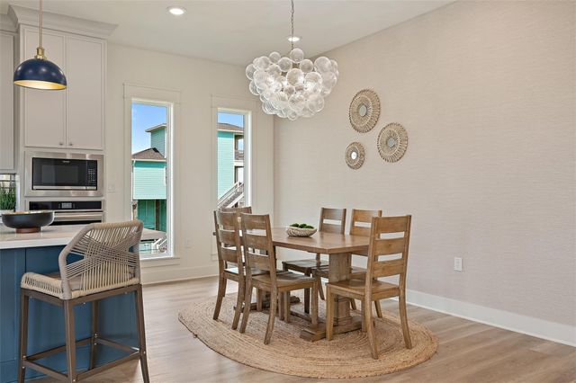 972 Driftwood Drive, Crystal Beach, TX 77650