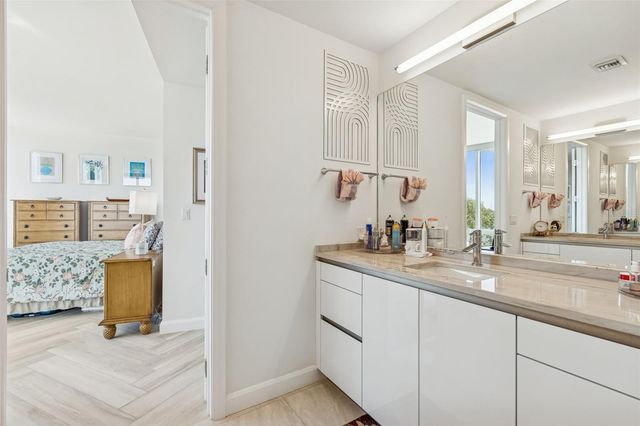 2900 W BAY TO BAY BOULEVARD 501, Tampa, FL 33629