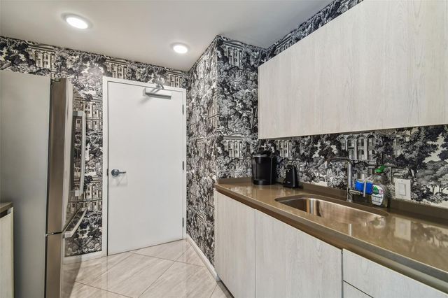 2900 W BAY TO BAY BOULEVARD 501, Tampa, FL 33629