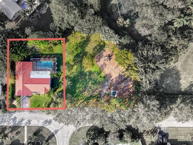 10251 NW 39th Ct, Coral Springs, FL 33065