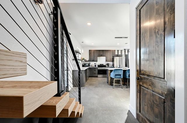 101 W 2nd St, Marfa, TX 79843