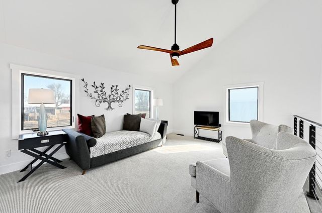 101 W 2nd St, Marfa, TX 79843