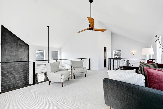 101 W 2nd St, Marfa, TX 79843