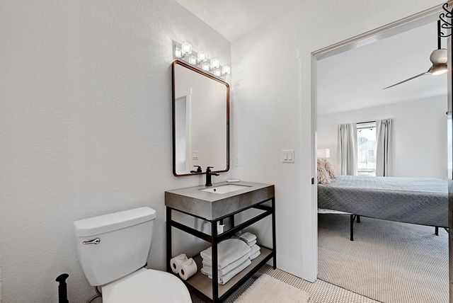 101 W 2nd St, Marfa, TX 79843