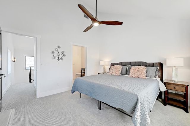 101 W 2nd St, Marfa, TX 79843