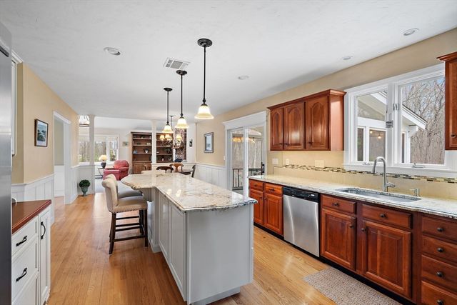 23 Howe St, Medway, MA 02053