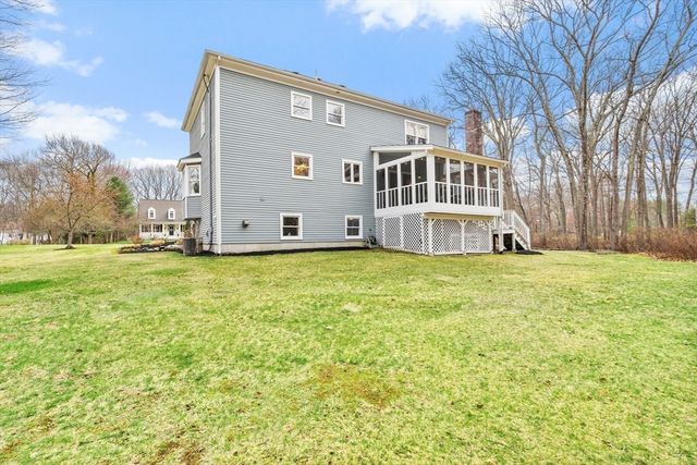 23 Howe St, Medway, MA 02053