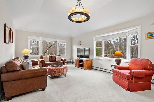 23 Howe St, Medway, MA 02053