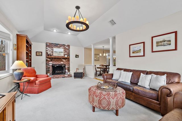 23 Howe St, Medway, MA 02053