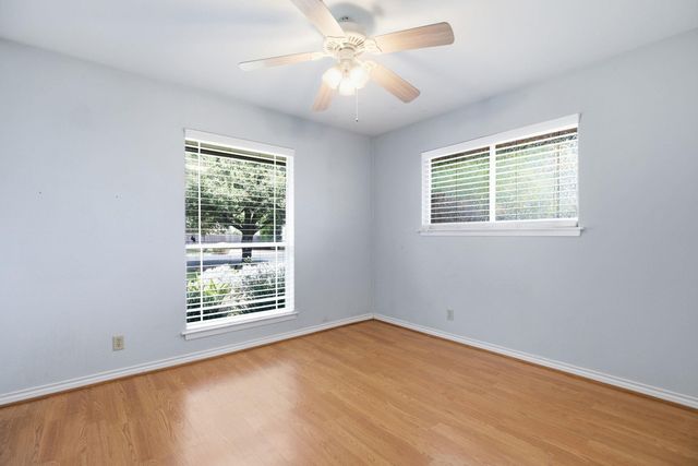 8509 Slant Oak DR, Austin, TX 78729