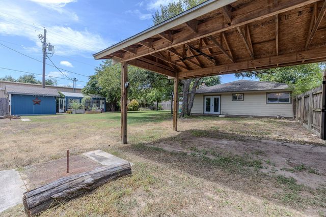 8509 Slant Oak DR, Austin, TX 78729