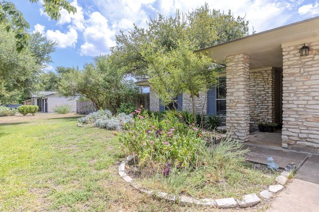 8509 Slant Oak DR, Austin, TX 78729