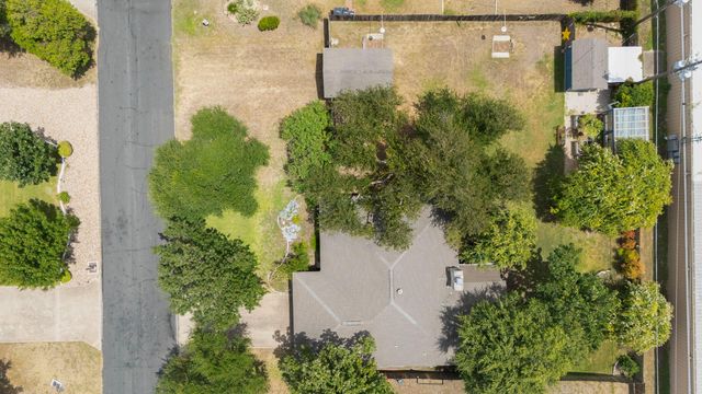 8509 Slant Oak DR, Austin, TX 78729