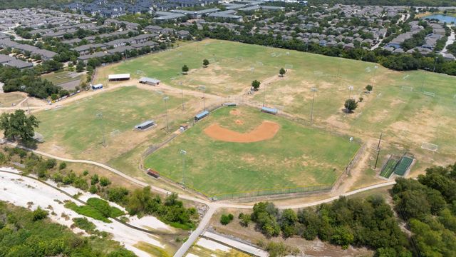 8509 Slant Oak DR, Austin, TX 78729