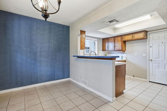 8509 Slant Oak DR, Austin, TX 78729