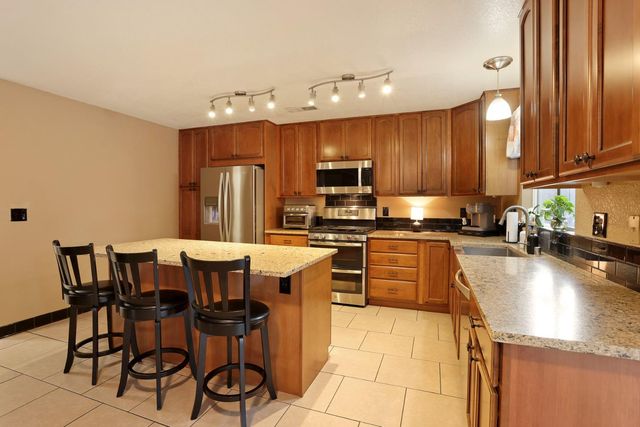 235 La Monte Ln, Tracy, CA 95377