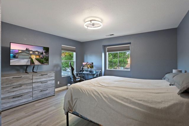 235 La Monte Ln, Tracy, CA 95377