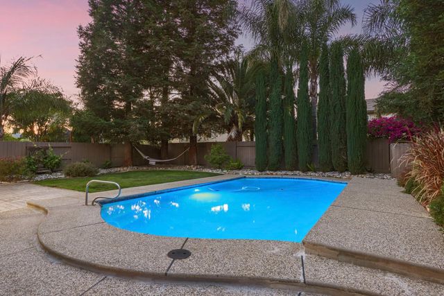 235 La Monte Ln, Tracy, CA 95377