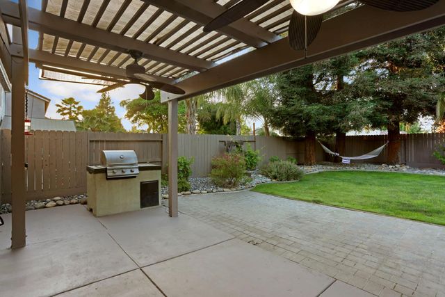 235 La Monte Ln, Tracy, CA 95377