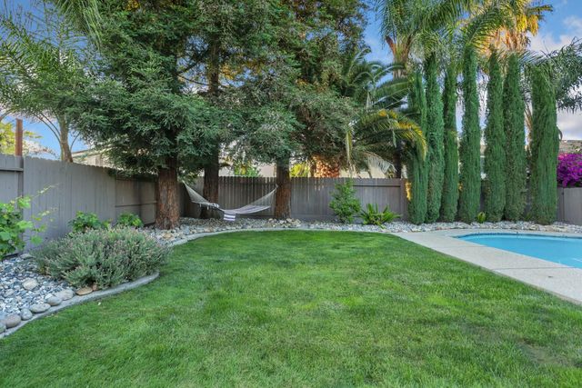 235 La Monte Ln, Tracy, CA 95377