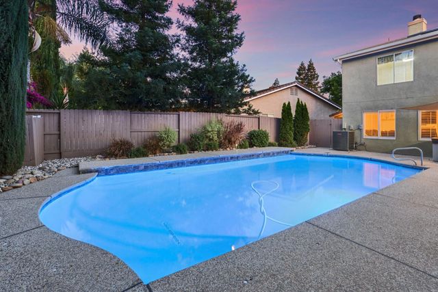235 La Monte Ln, Tracy, CA 95377