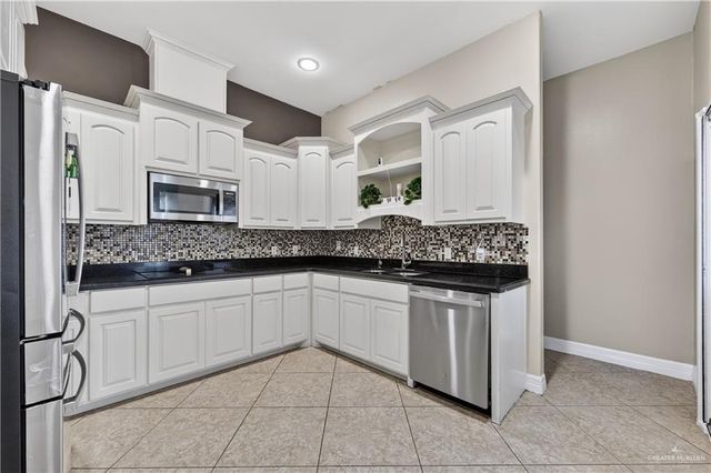 2715 Rhett Drive, Pharr, TX 78577