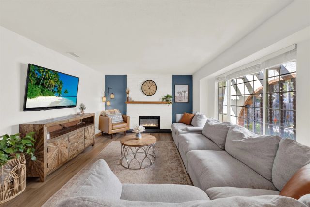 12435 Old Pomerado Rd, Poway, CA 92064