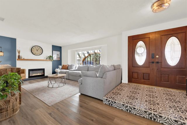 12435 Old Pomerado Rd, Poway, CA 92064