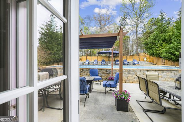 5645 Wooded Valley Way, Flowery Branch, GA 30542