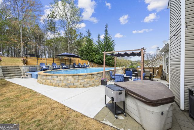 5645 Wooded Valley Way, Flowery Branch, GA 30542