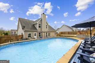 5645 Wooded Valley Way, Flowery Branch, GA 30542