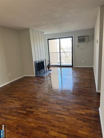 2 Hackensack Street F1, Wood Ridge, NJ 07075