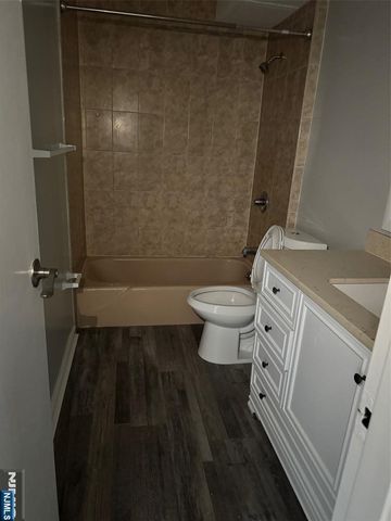 2 Hackensack Street F1, Wood Ridge, NJ 07075