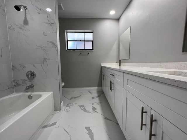 1289 Pinetta Circle, Wellington, FL 33414