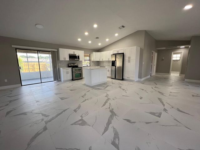 1289 Pinetta Circle, Wellington, FL 33414