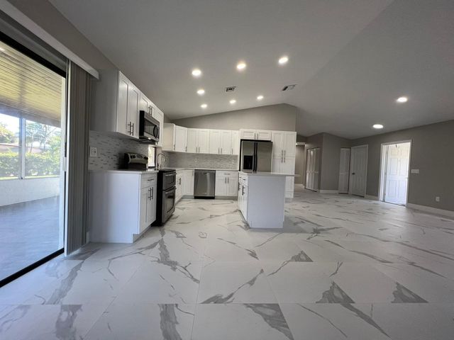 1289 Pinetta Circle, Wellington, FL 33414