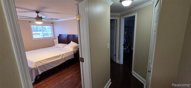 4832 Muriel Drive, Warren, MI 48092