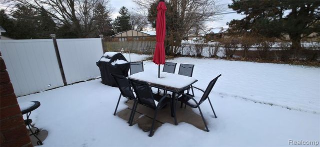 4832 Muriel Drive, Warren, MI 48092