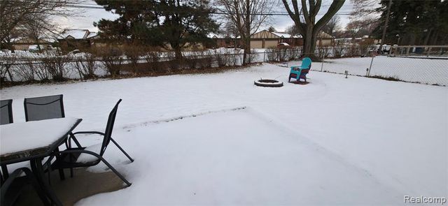 4832 Muriel Drive, Warren, MI 48092