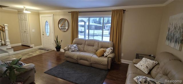 4832 Muriel Drive, Warren, MI 48092