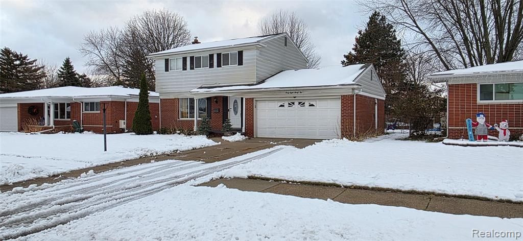 4832 Muriel Drive, Warren, MI 48092