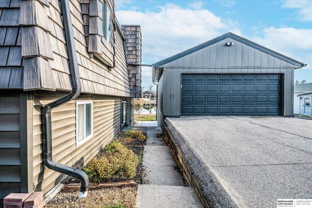 2040 Platteview Drive, Cedar Creek, NE 68016