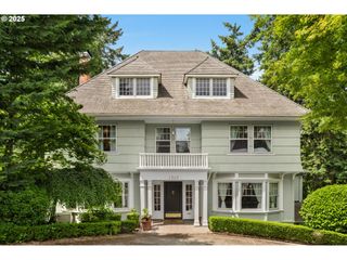 1767 Sw PROSPECT Dr, Portland, OR 97201