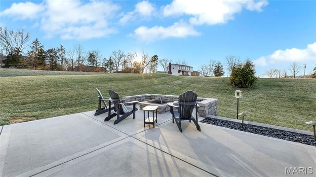 329 Kevin Jon Court, Eureka, MO 63025