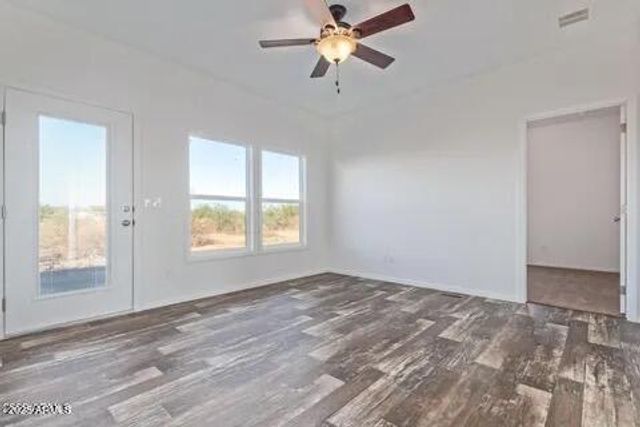 21376 W Mark Lane, Wittmann, AZ 85361