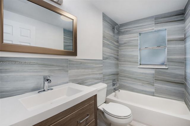 522 NW 47th Terrace, Miami, FL 33127